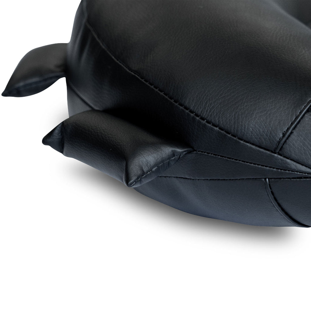 Bulgarian-Bag-close-up_5cf90df3-b78d-409e-9198-9741c5ba03a3